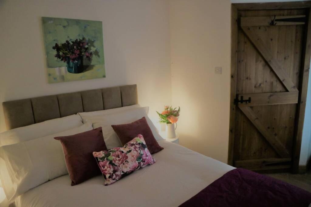 Mews Cottage Χαρογκέιτ Εξωτερικό φωτογραφία